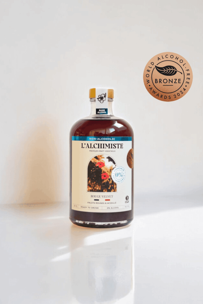 L’Alchimiste by Matthias Giroud – Rouge Velvet – Image 1